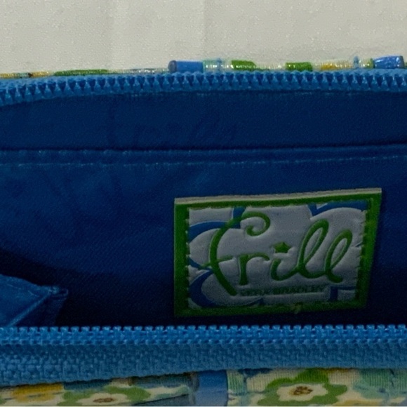 Vera Bradley FRILL Zip Around Wallet - Picture 3 of 3